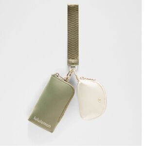 Lululemon Dual Pouch Wristlet *Wallet
Color Bay Leaf/Light Ivory NWT!